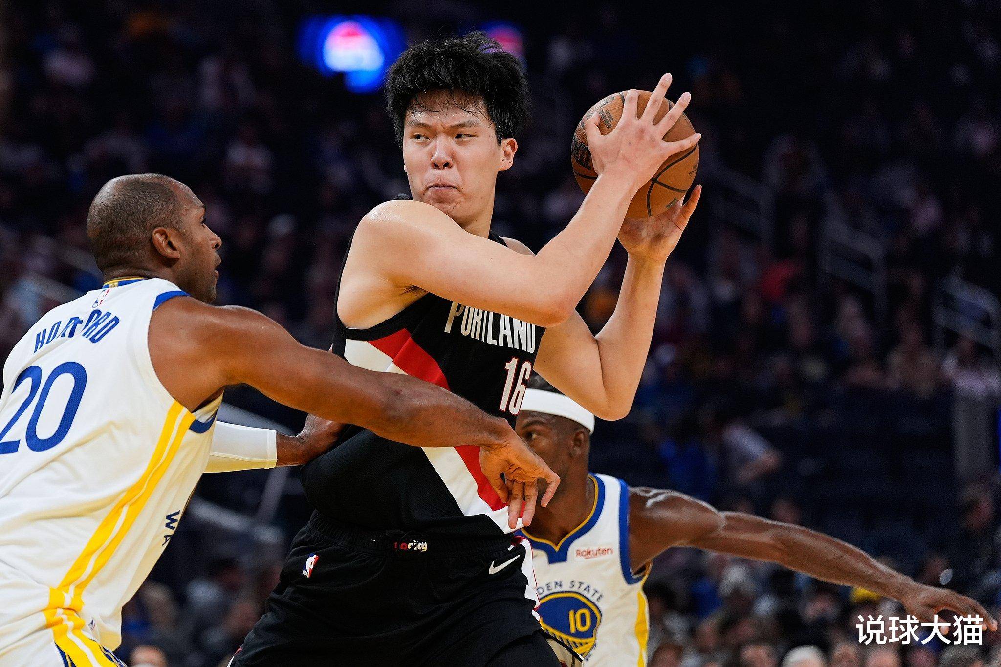 这也行？今晨NBA季后赛焦点战浓眉哥在FPX比赛中比分优势明显，赛后新疆广汇备战英超