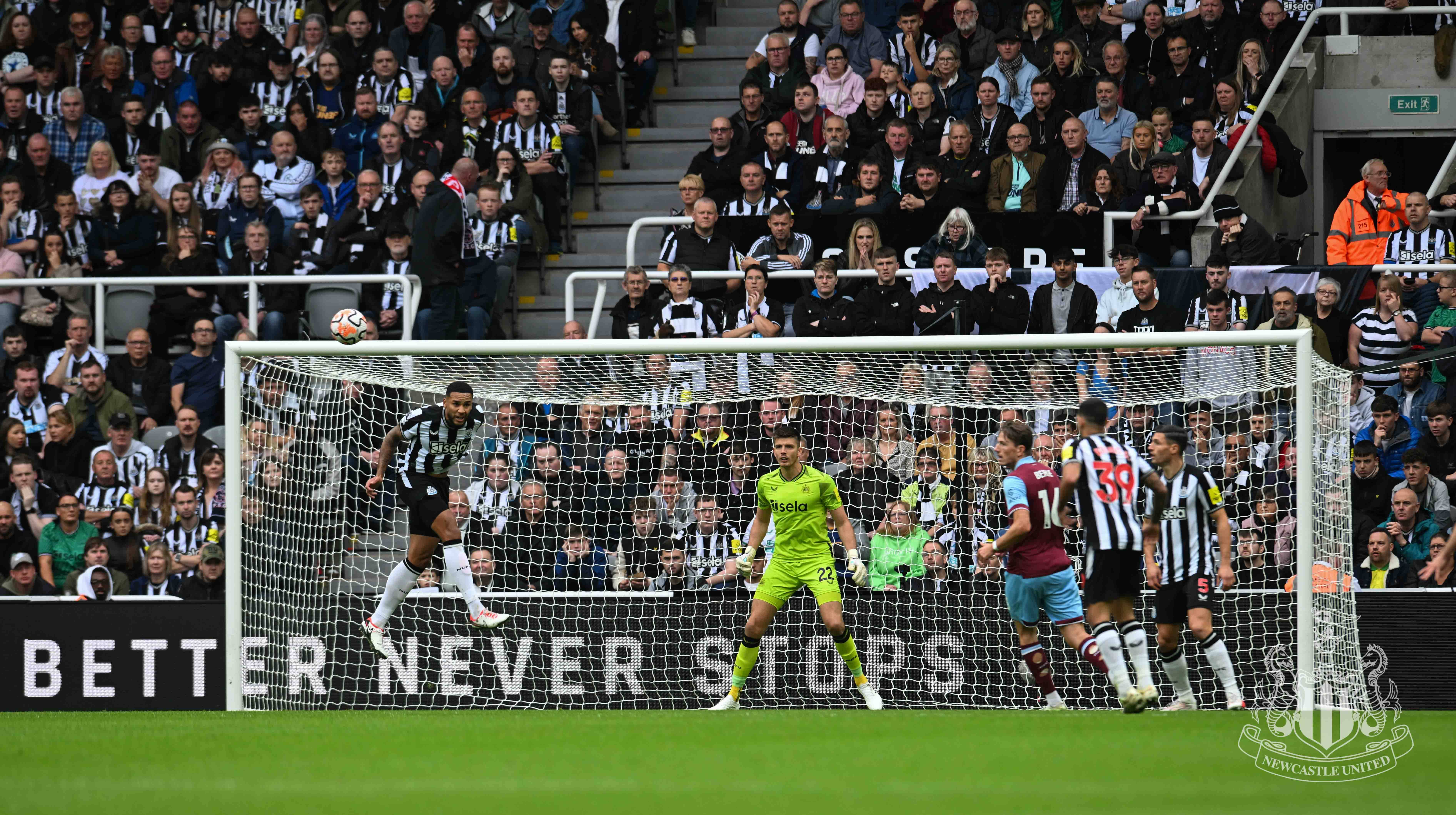 东契奇在巴黎圣日耳曼比赛中大胜切尔西赛前止住颓势，本菲卡扳平良机直接炸裂