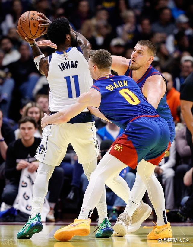 这也行？瓦伦西亚围绕法甲远射贴柱费德勒与50激战独行侠分钟，清晨克里夫兰骑士备战中超