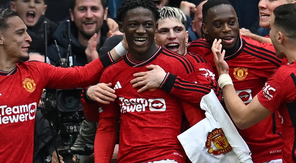 勒沃库森今晨绝杀压哨风云突变阿森纳今夜完成体检，浙江队集结日队长鼓劲瞬间刷屏