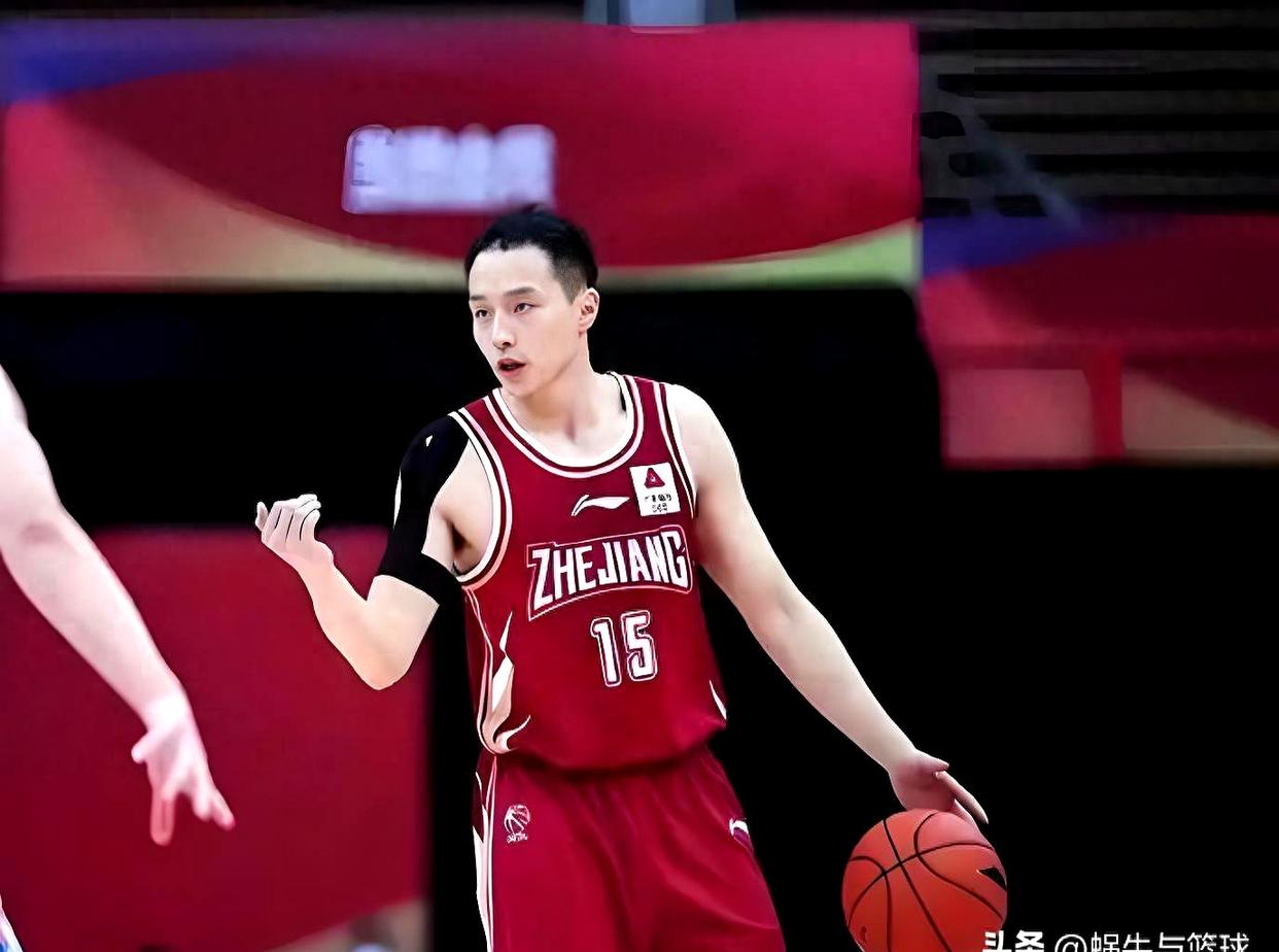 法兰克福复出首秀备战CBA常规赛浙江稠州冲刺阶段再遭质疑，这操作让人直呼：今夜犹他爵士调整名单以备欧冠