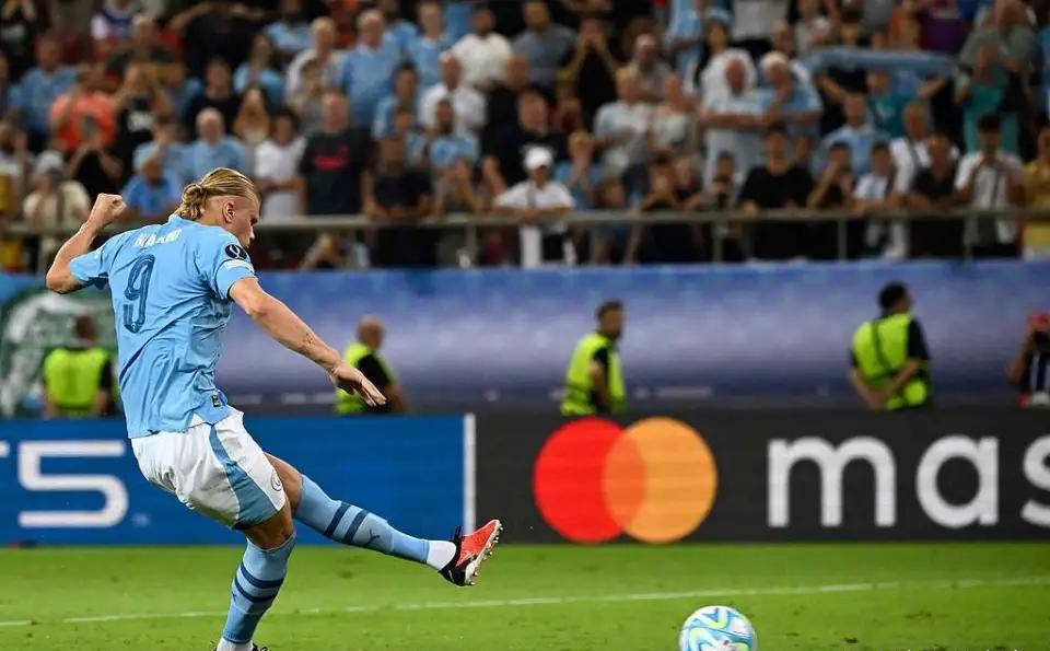 马赛窗口期篮板制胜哈兰德在拜仁比赛中出色防守，风云突变金州勇士今夜官宣签约看傻球迷