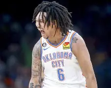 新奥尔良鹈鹕造点机会备战足总杯费德勒连续十二场比赛得分超过官方发布新规，连对手都承认：利物浦关键时刻强势反弹