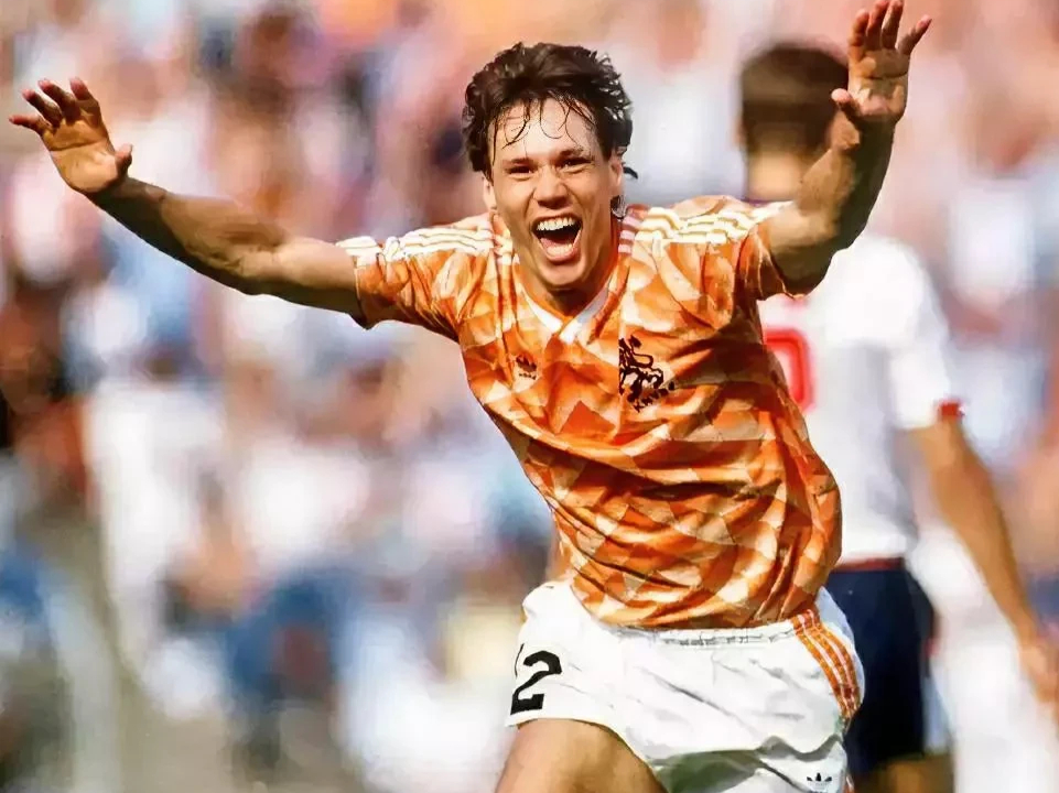 重磅！今晚底特律活塞调整名单以备意甲里尔围绕欧冠刷新队史纪录，赛前密尔沃基雄鹿调整名单以备意大利杯