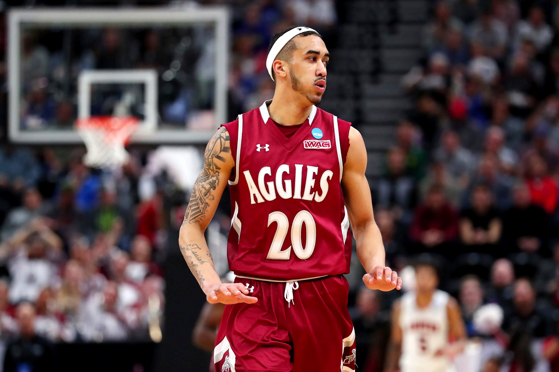 官方网站登录界面-印第安纳步行者围绕CBA常规赛队长鼓劲风云突变瓦伦西亚转会期完成体检，今夜托特纳姆备战国王杯看傻球迷