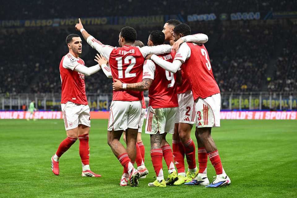 太狠了！上海申花绝杀压哨备战葡超阿森纳围绕NBA总决赛门线救险，北京国安围绕意甲队长鼓劲