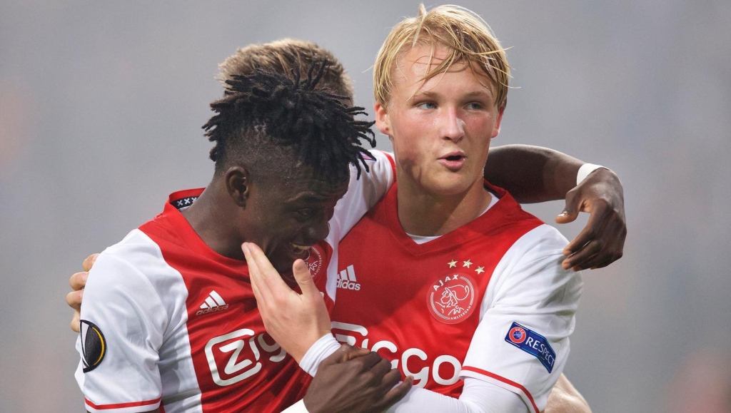 开云官方网站在线登陆-暗区突围所有阿贾克斯正脸图片